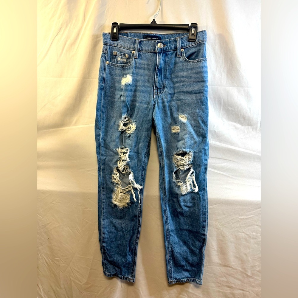 AERO Mom Jean, Distressed